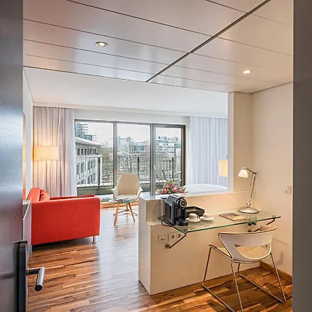 Hotel Pestana Tiergarten 4*