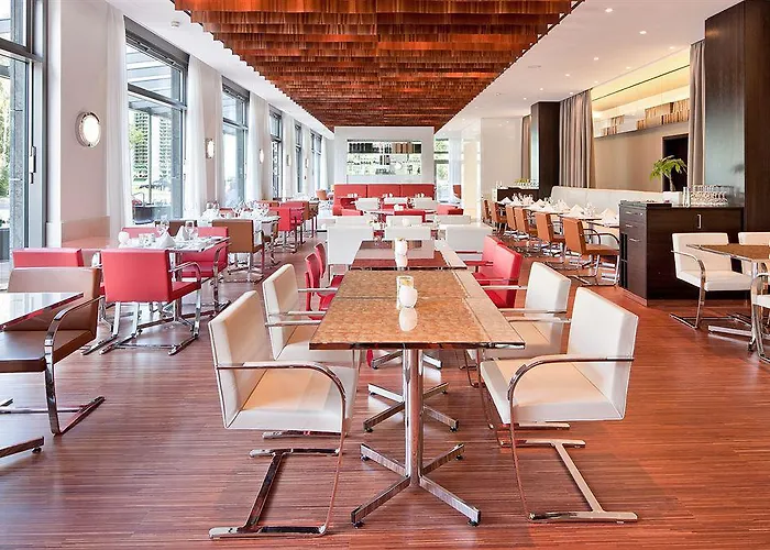 Pestana Tiergarten 4*