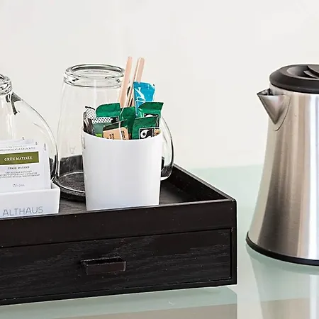 Otel Pestana Tiergarten 4*