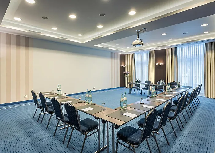 Hotel Pestana Tiergarten 4*